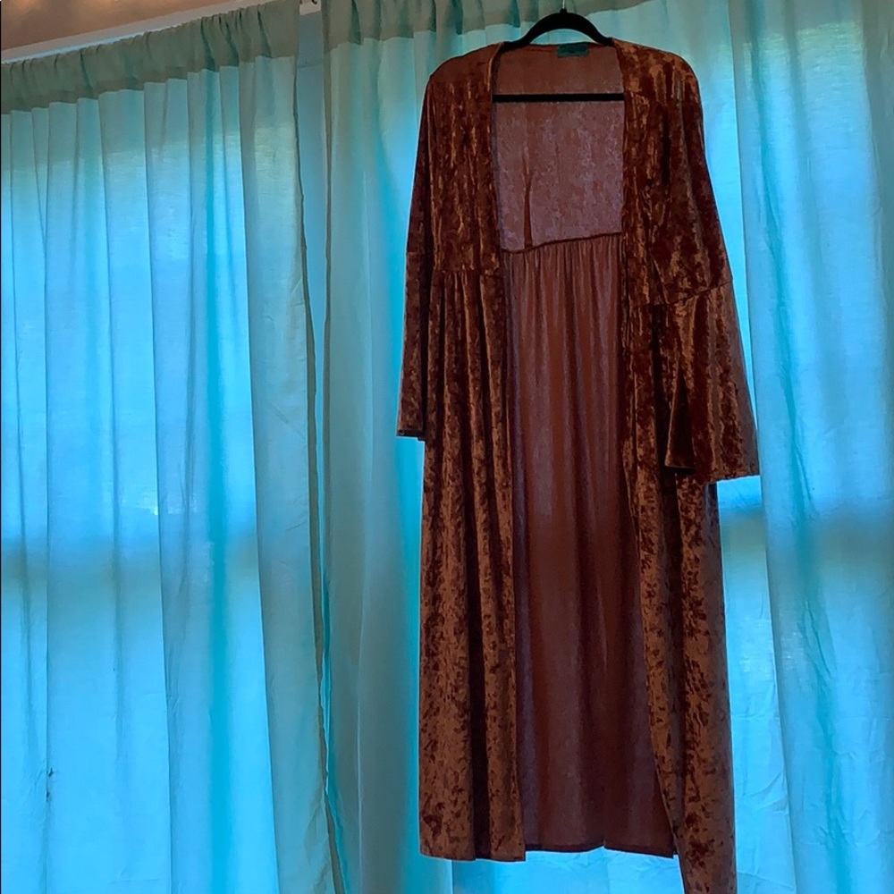 auburn flow coverup.